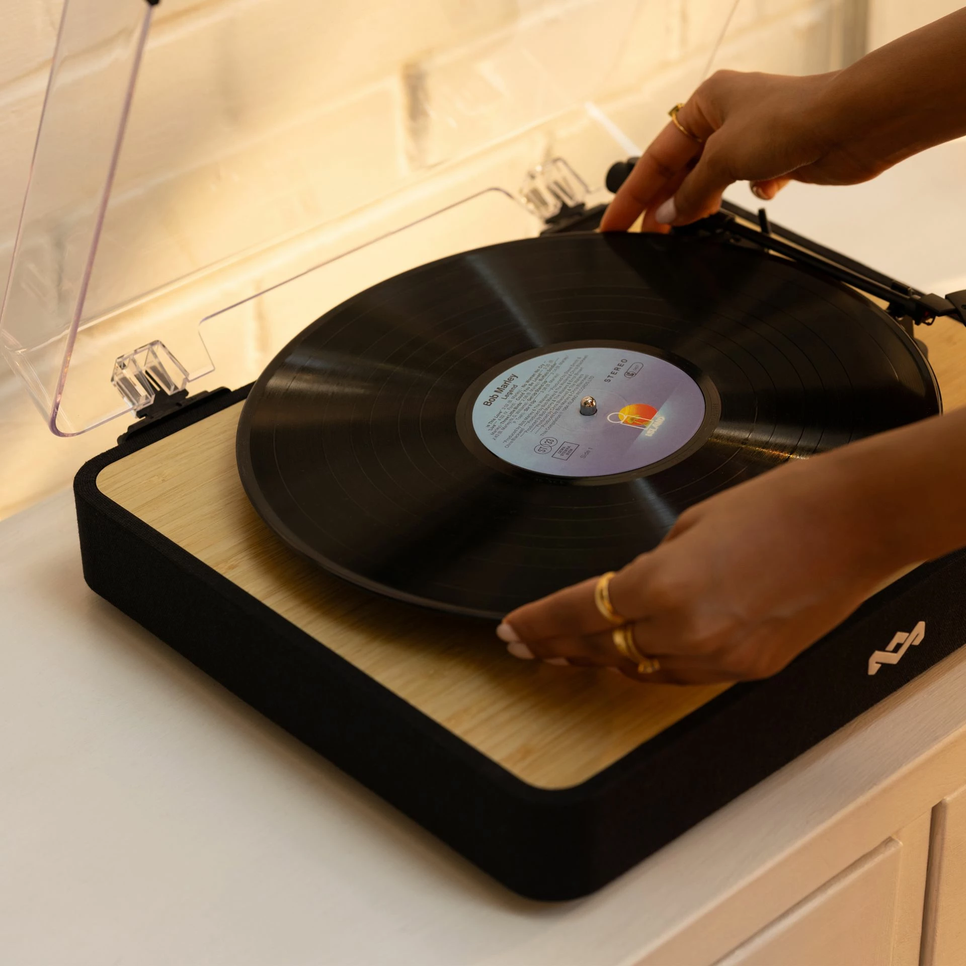 Gramafon House of Marley Revolution BT me Bluetooth, bambu, i zi