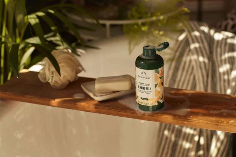 Krem Dushi me Qumësht Bajameje 250 ML