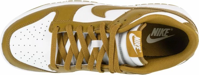 Atlete për meshkuj Nike, të bardha dhe të gjelbra