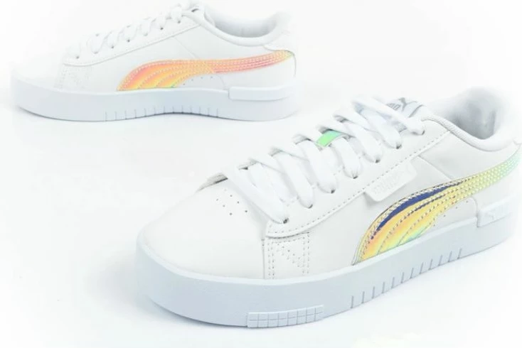 Këpucë për femra Puma, të bardha