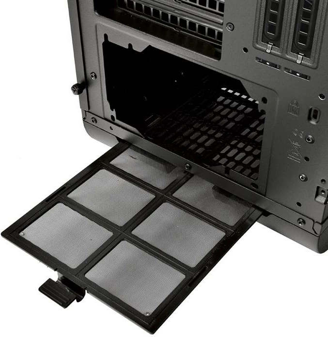 Kasë Thermaltake Core V71 TG Edition CA-1B6-00F1WN-04 Full Tower, Tempered Glass, E-ATX/ATX, e zezë