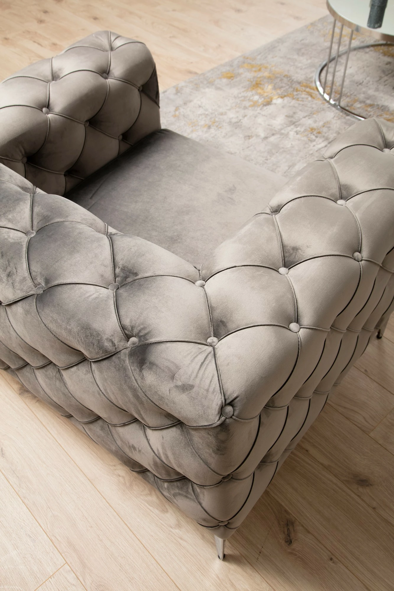 Divan treshe Como, ngjyrë antracit, Atelier del Sofa