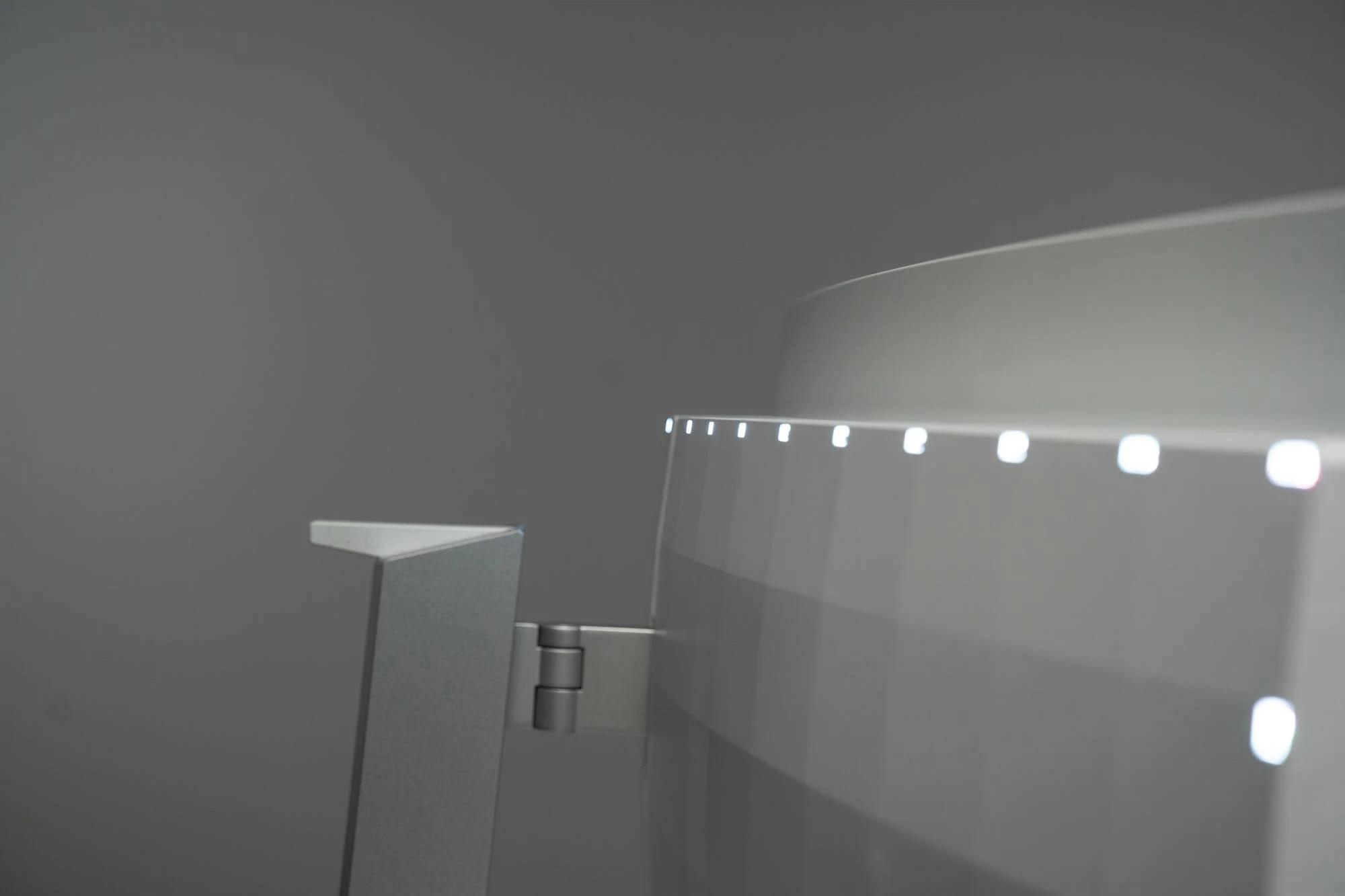 Monitor Philips 49M2C8900 QD-OLED 49 inç, 5120x1440, 32:9, Ambilight, USB-C, i bardhë