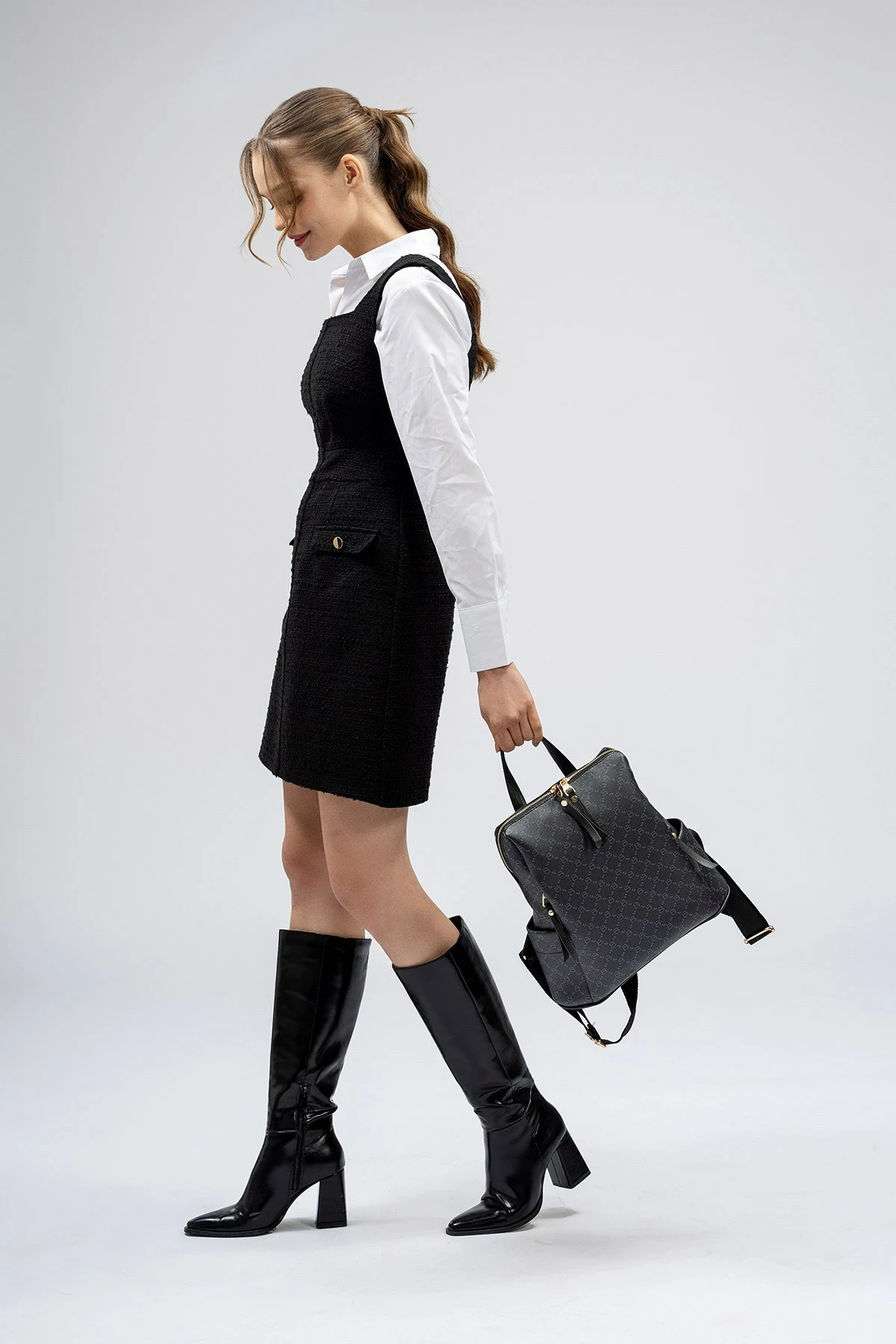 Çantë shpine Lucky Bees, 359 v2, e zezë, gri