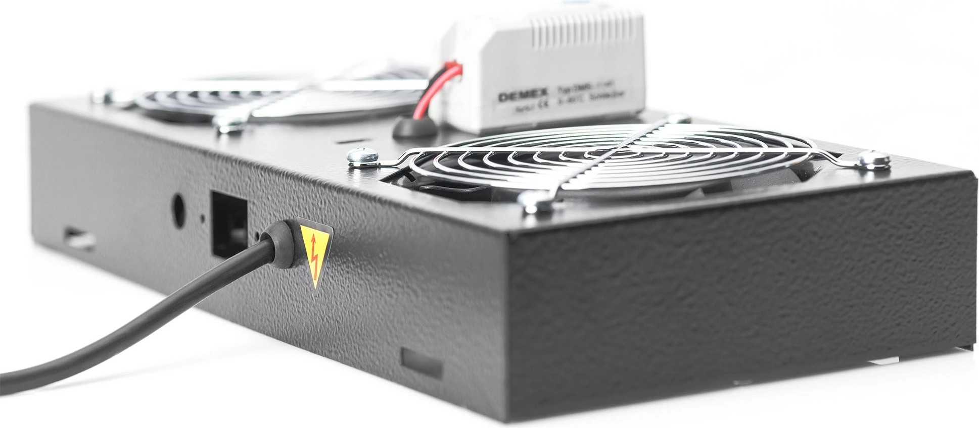 Ventilator tavanor Digitus për kasë rrjeti 19", 2 ventilatorë, termostat, i zi