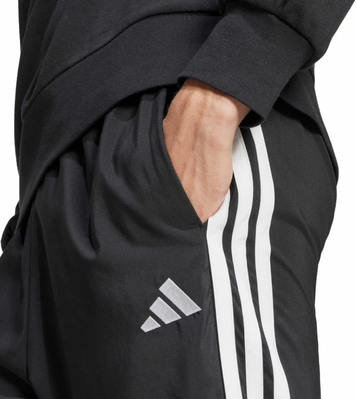 Pantallona meshkuj adidas Essentials 3-Stripes Stanford Open Hem JC8491, të zeza