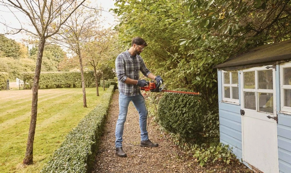 Prerëse gardhi elektrike Black&Decker BEHTS451 550W, teh 60 cm