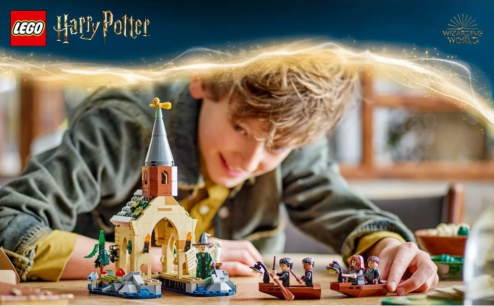 Set ndërtimi LEGO Harry Potter Hogwarts Castle Boathouse 350 pjesë, multingjyrësh