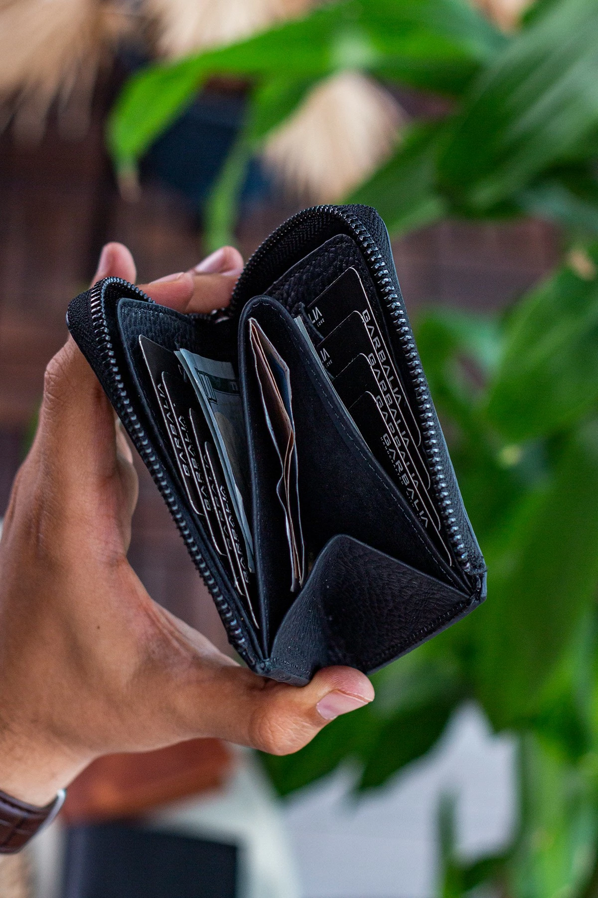 Portofol unisex, lëkurë e zezë, Zoozie Bags, Leeds