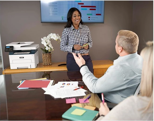 printer multifunksional lazer A4 bardh e zi, XEROX B225DNI, 3-në-1, 34 faqe/min, Wi‑Fi, rrjet, duplex, USB, e bardhë me blu