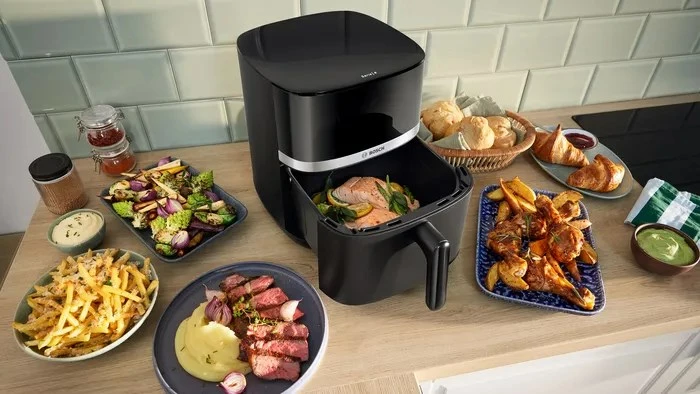 Furrë me ajër të nxehtë Bosch Serie 4 MAFS2462B, 6.1 L, 2050 W, e zezë