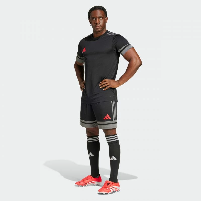 Maicë për meshkuj adidas, e zezë