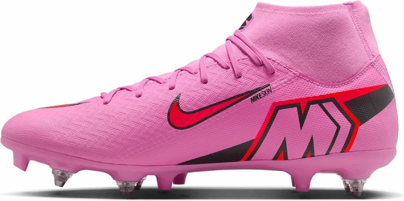 Atlete futbolli Nike, të kuqe