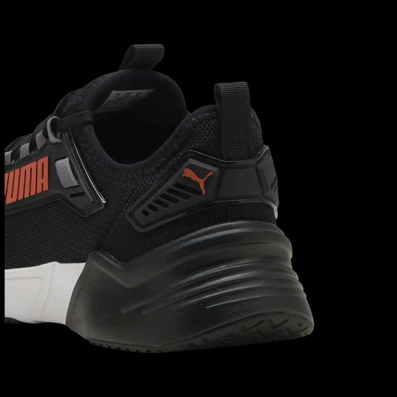 Atlete Puma Retaliate 3, të zeza