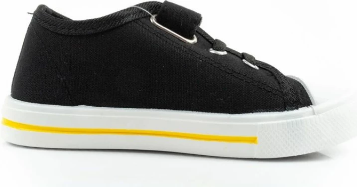 Atlete për fëmijë Leomil, të zeza