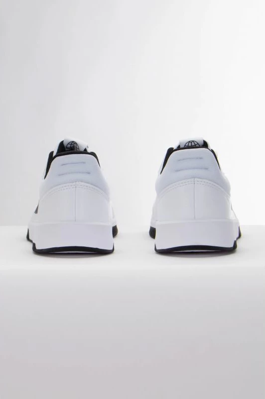 Atlete fëmijë adidas, të bardha