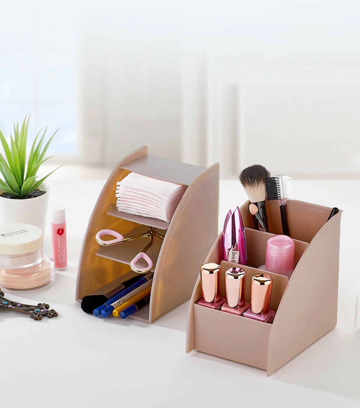 Organizues grimi Hermia, LV202, bezhë