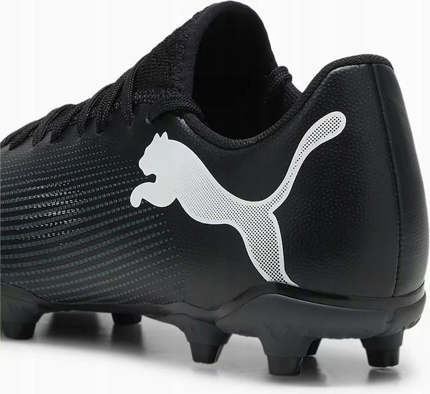Këpucë futbolli Puma FUTURE 7 Play FG/AG, nr. 44.5, zi me detaje të bardha