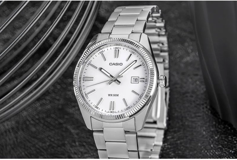 Orë dore për meshkuj Casio MTP-1302PD-7A1VEF, argjendtë, me kuti