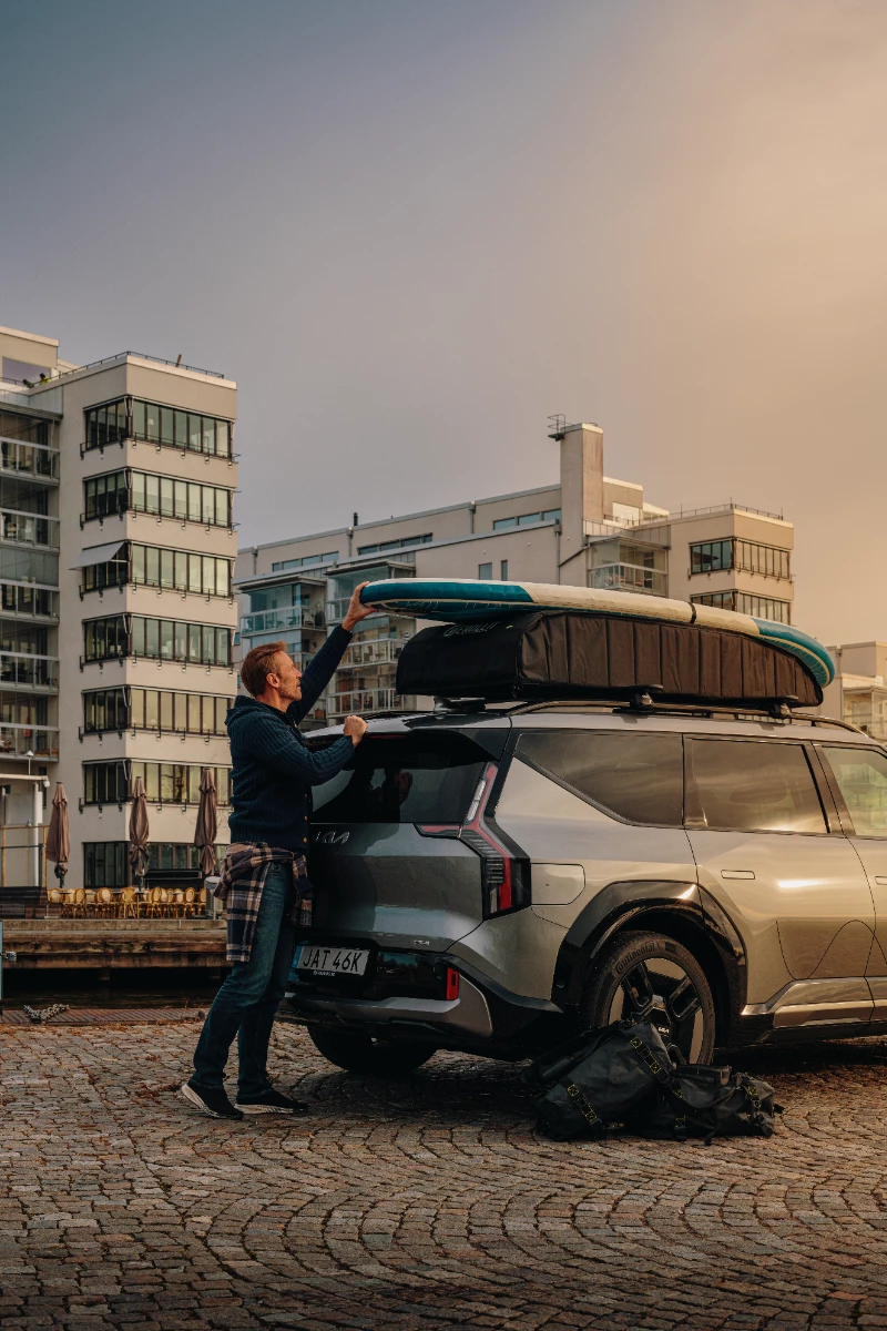 Kuti bagazhi për tavan makine Werollit Foldable Roof Box 520L, 520 L, e palosshme, ngarkesë max 75 kg, e zezë, me set montimi