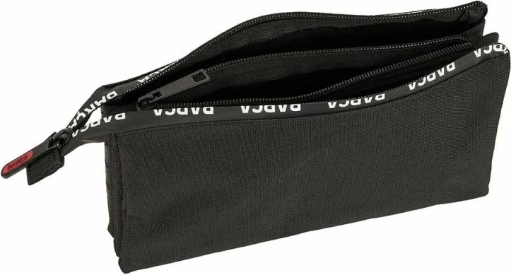 Penale FC Barcelona 812625744, e zezë