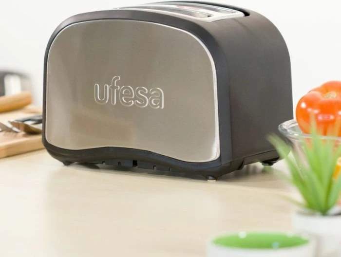 Toster UFESA TT7985, 2 vende, 800 W, argjendtë/zi