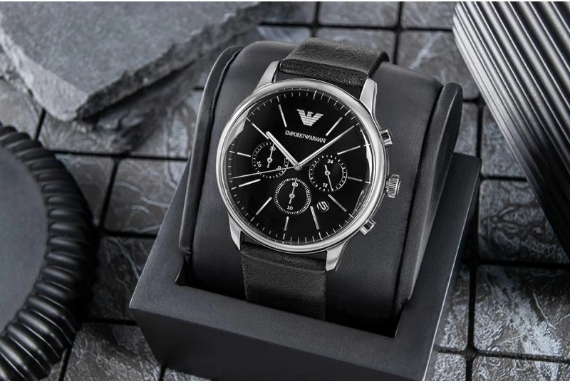 Orë dore meshkuj Emporio Armani Minimalist Chronograph AR11774, e zezë, me kuti