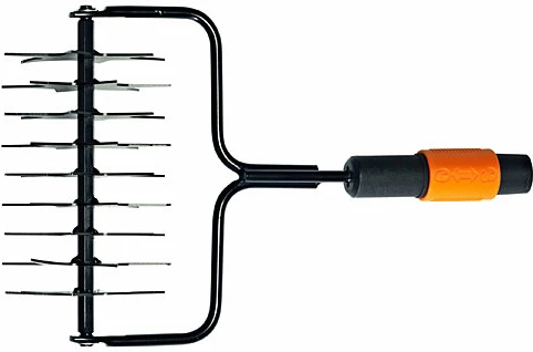 Ajrosës rrotullues për bar, Fiskars QuikFit 136524, teh çeliku i ngurtësuar, zi/portokalli