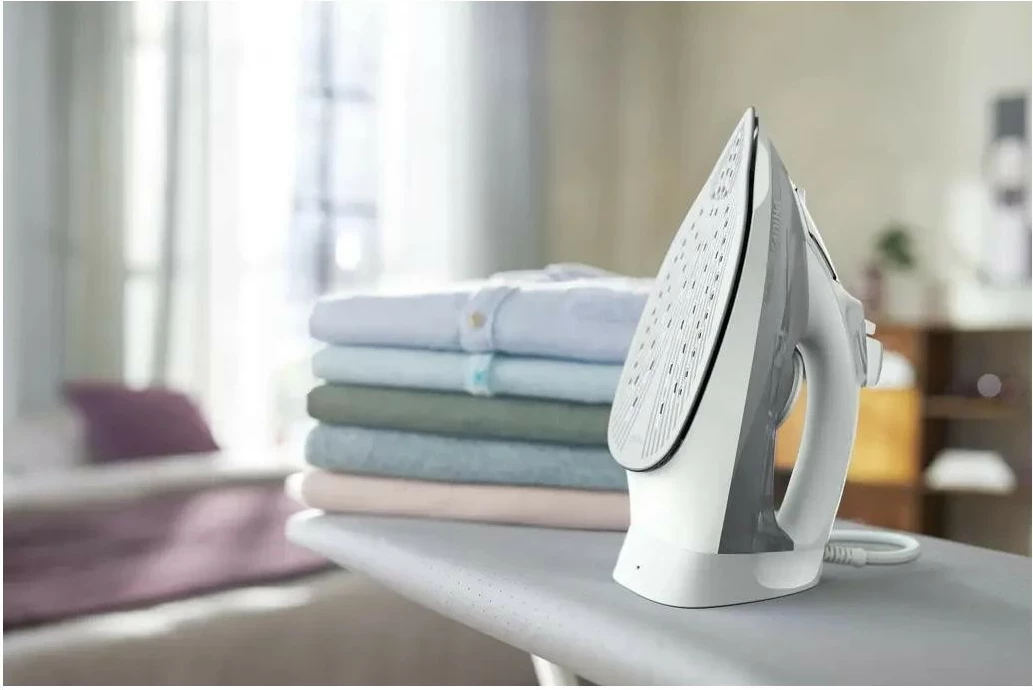 Hekur me avull Philips Azur 5000 DST5010/10, 2400W, SteamGlide, i bardhë