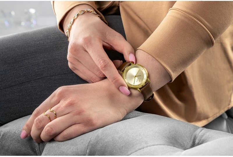 Orë dore femrash Giewont GW4130-A2, e artë, rrip lëkure