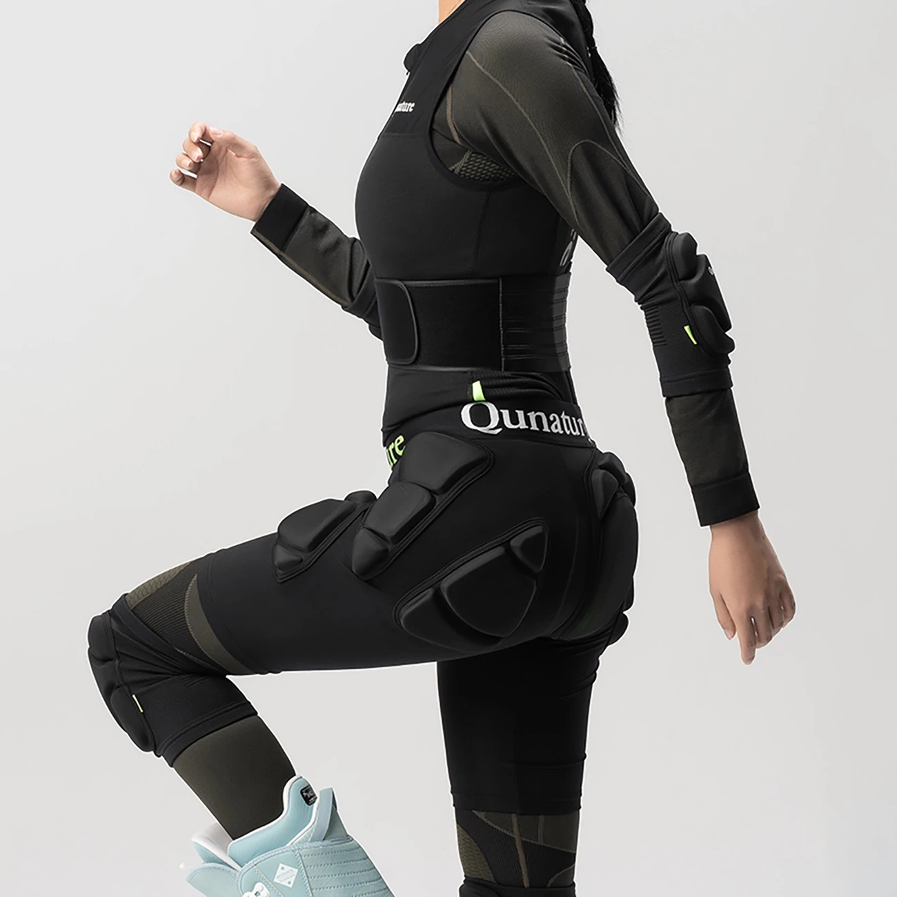 Shortse mbrojtëse ijeve Qunature Ski Advanced L, EVA, të zeza