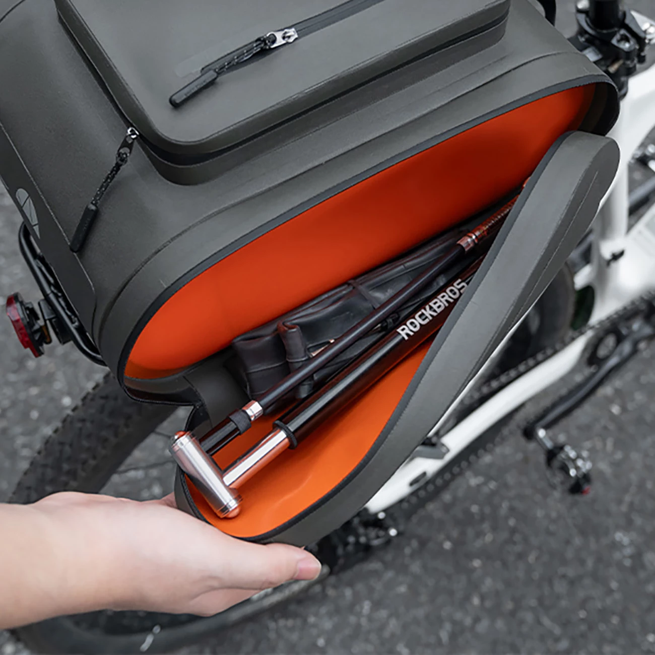 Çantë bagazhi për biçikletë Rockbros 3014009901, 14l, gri