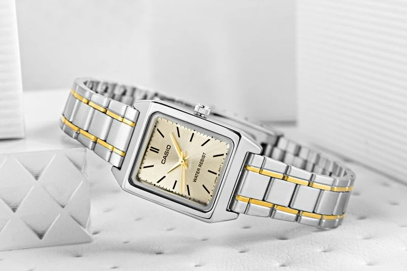 Orë dore për femra Casio, dyngjyrëshe