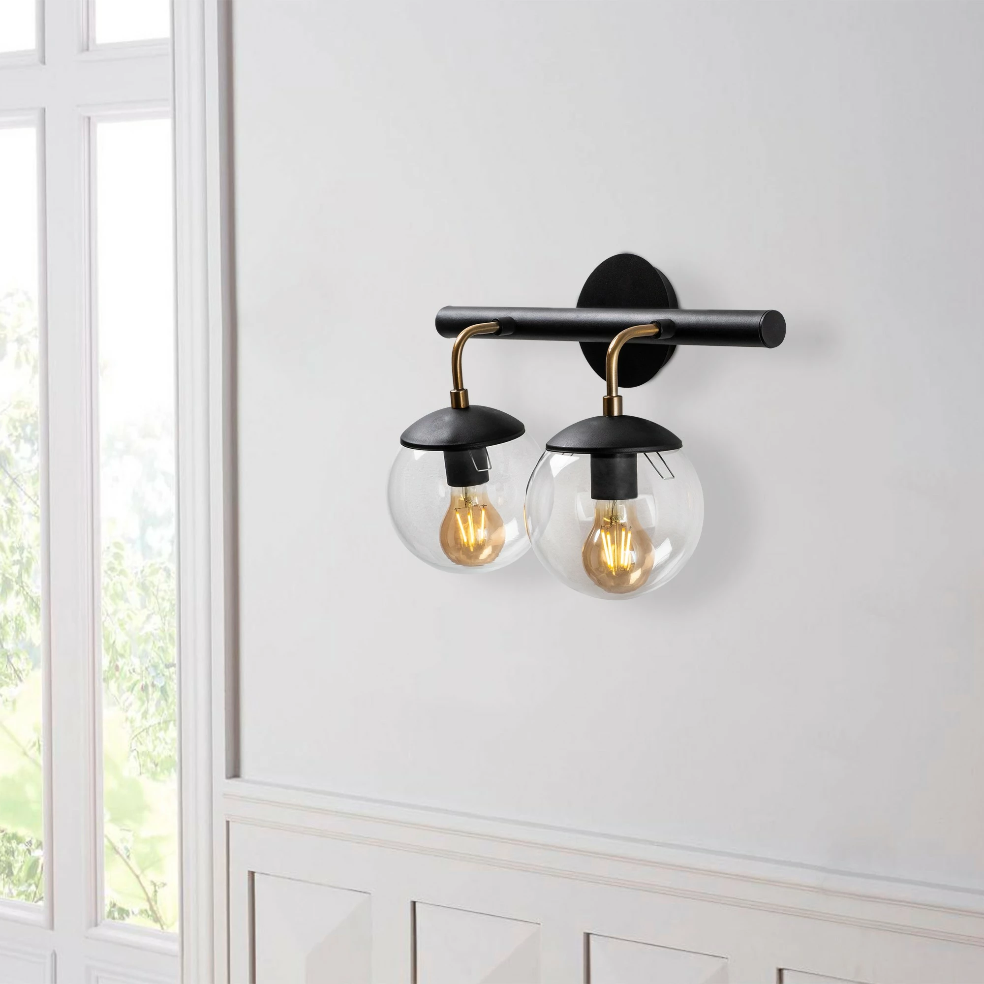 Llambë muri Opviq Gondol - 3012, metal i zi, kapak qelqi, 41x20cm, 28cm lartësi