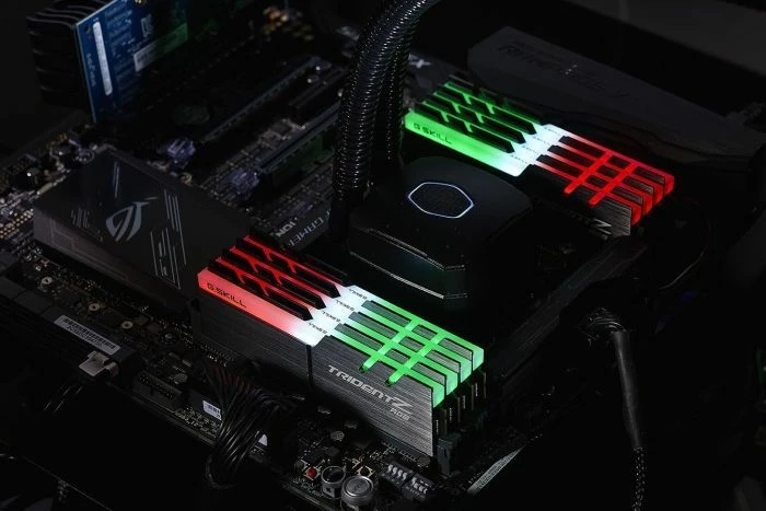 RAM Memorje G.Skill Trident Z RGB F4-3600C16D-32GTZRC 32GB (2x16GB) DDR4 3600MHz CL16 RGB e zezë, set 2 copë