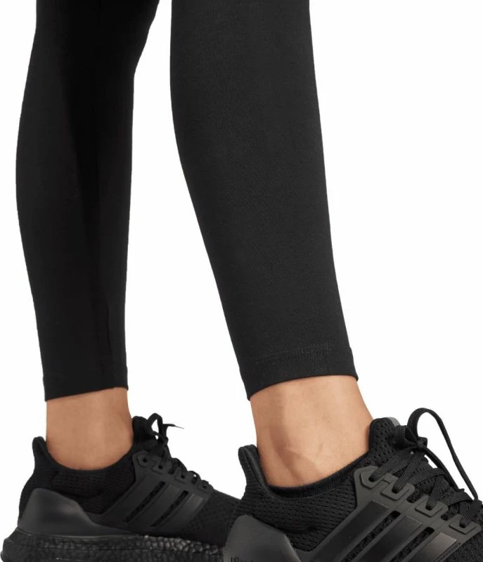 Hellonka adidas për femra, të zeza [Madhësia: L]