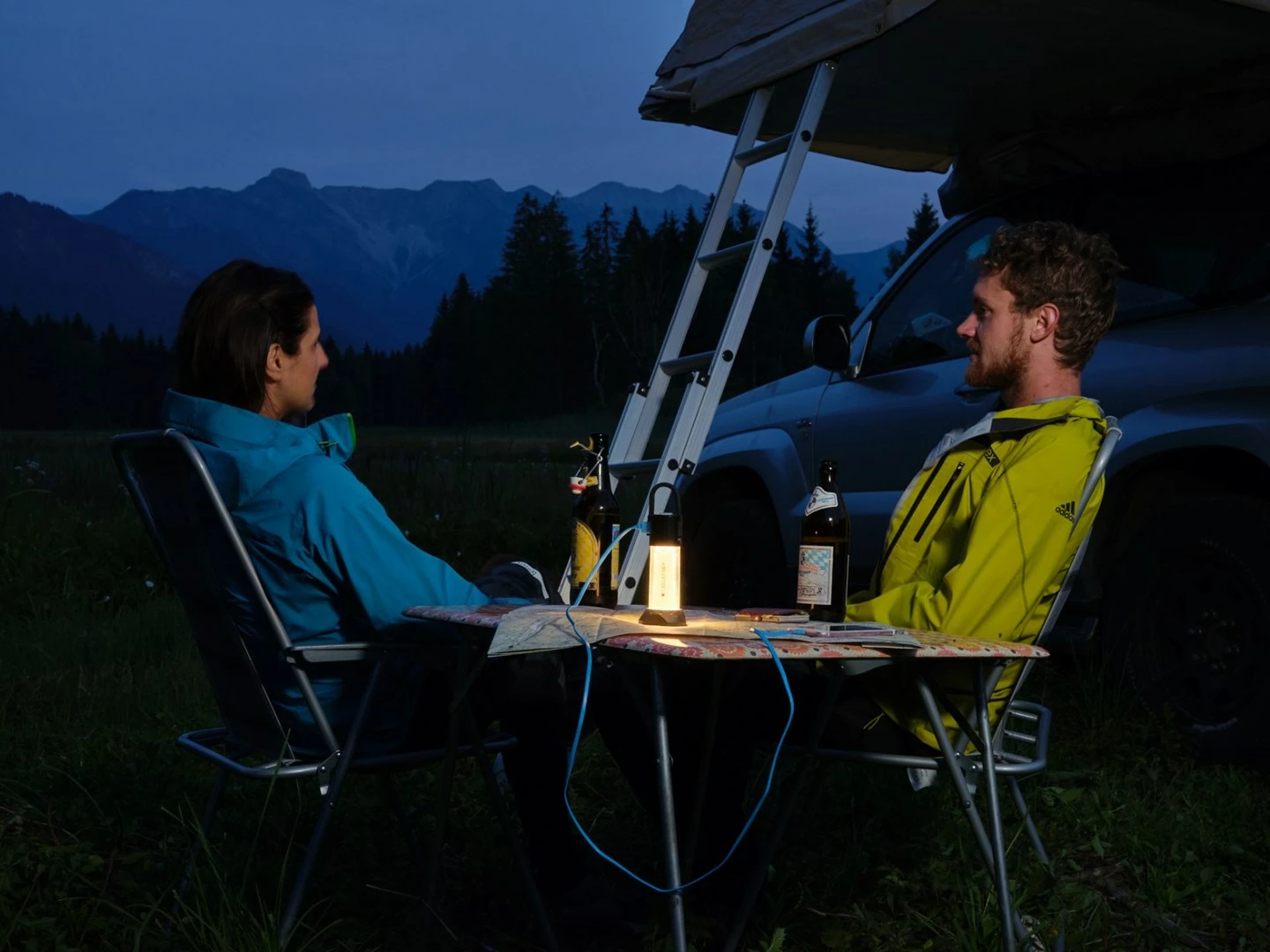 Llambë kampingu Ledlenser ML6, me bateri, LED, Alumini