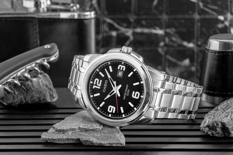 Orë dore për meshkuj Casio MTP-1314PD-1AVEF, e zezë, me kuti