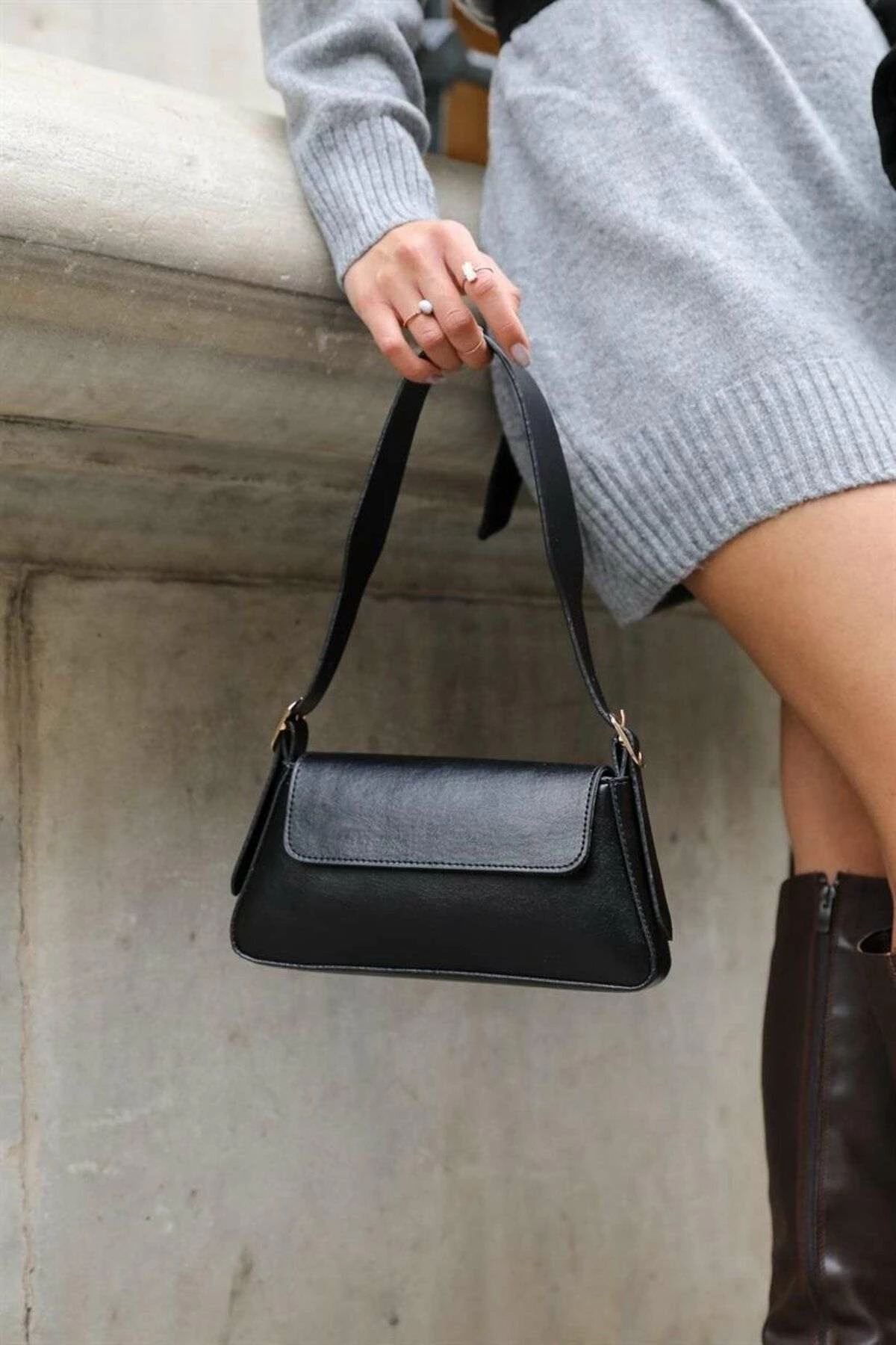 Çantë krahu Zoozie Bags, MK1020022SÇ22-002, e zezë