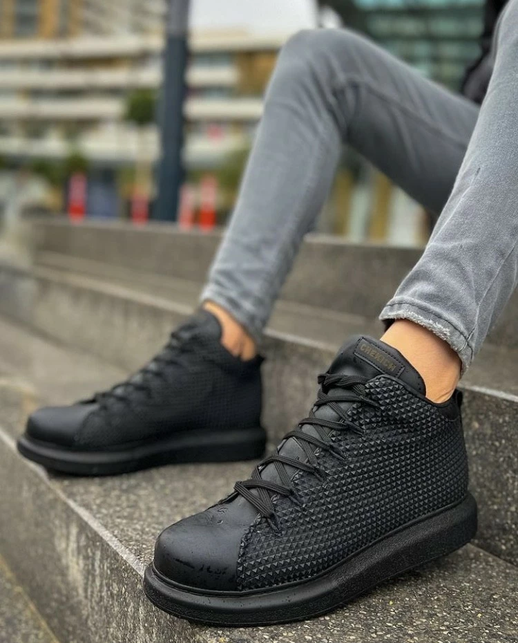 Çizme për meshkuj, Chekich 111 GST Milano