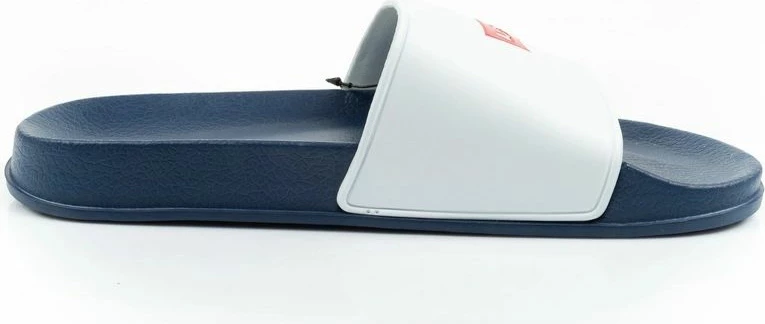 Papuqe sportive për femra Levi's, të bardha