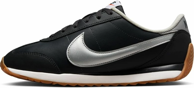 Këpucë Nike për femra, të zeza
