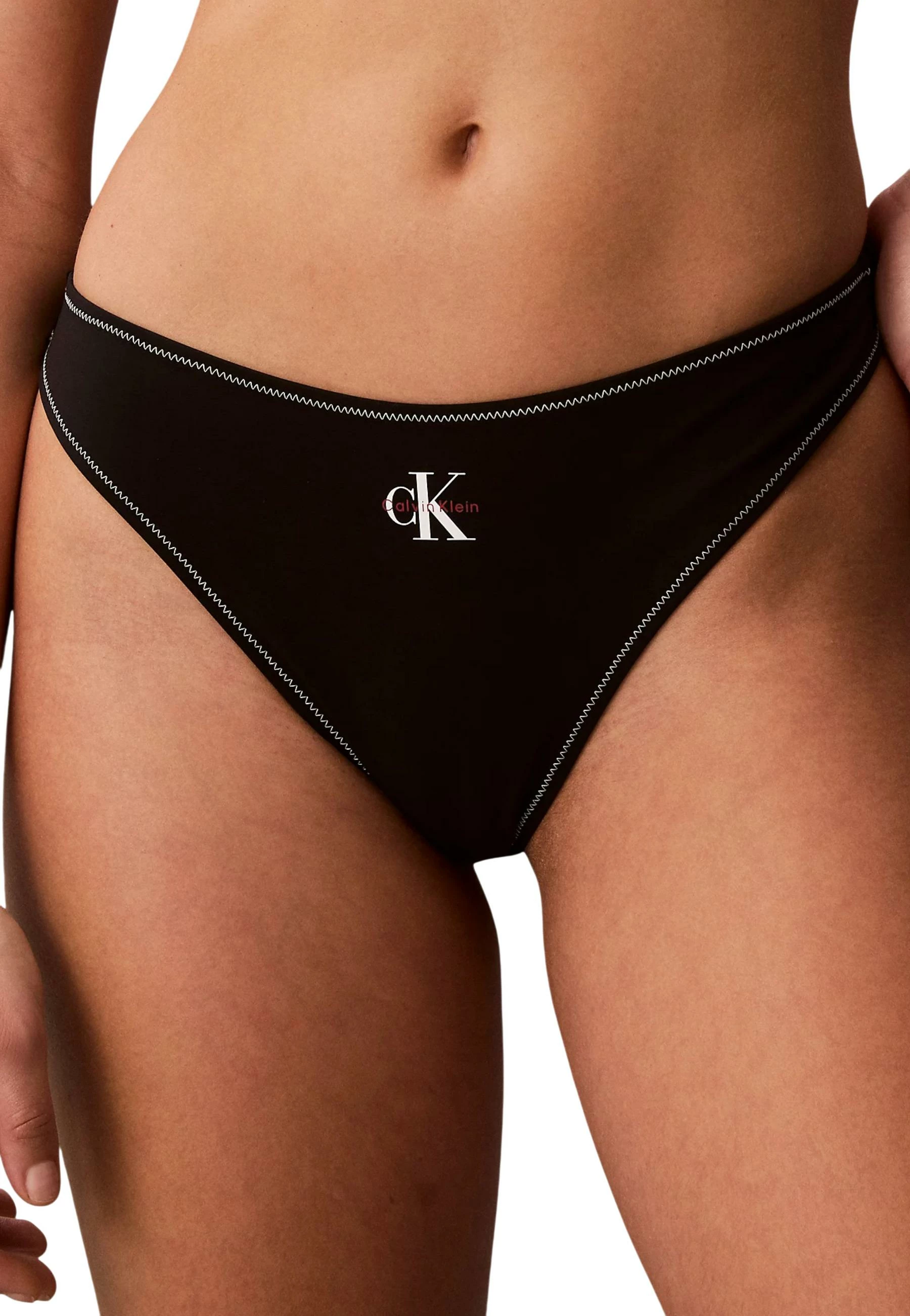 Të poshtme bikine tanga Calvin Klein Jeans LV00Q61226 për femra, të zeza