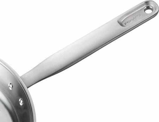 Tigan Fiskars All Steel 1064745 28 cm, inox, Ceratec anti-ngjitëse, argjendtë