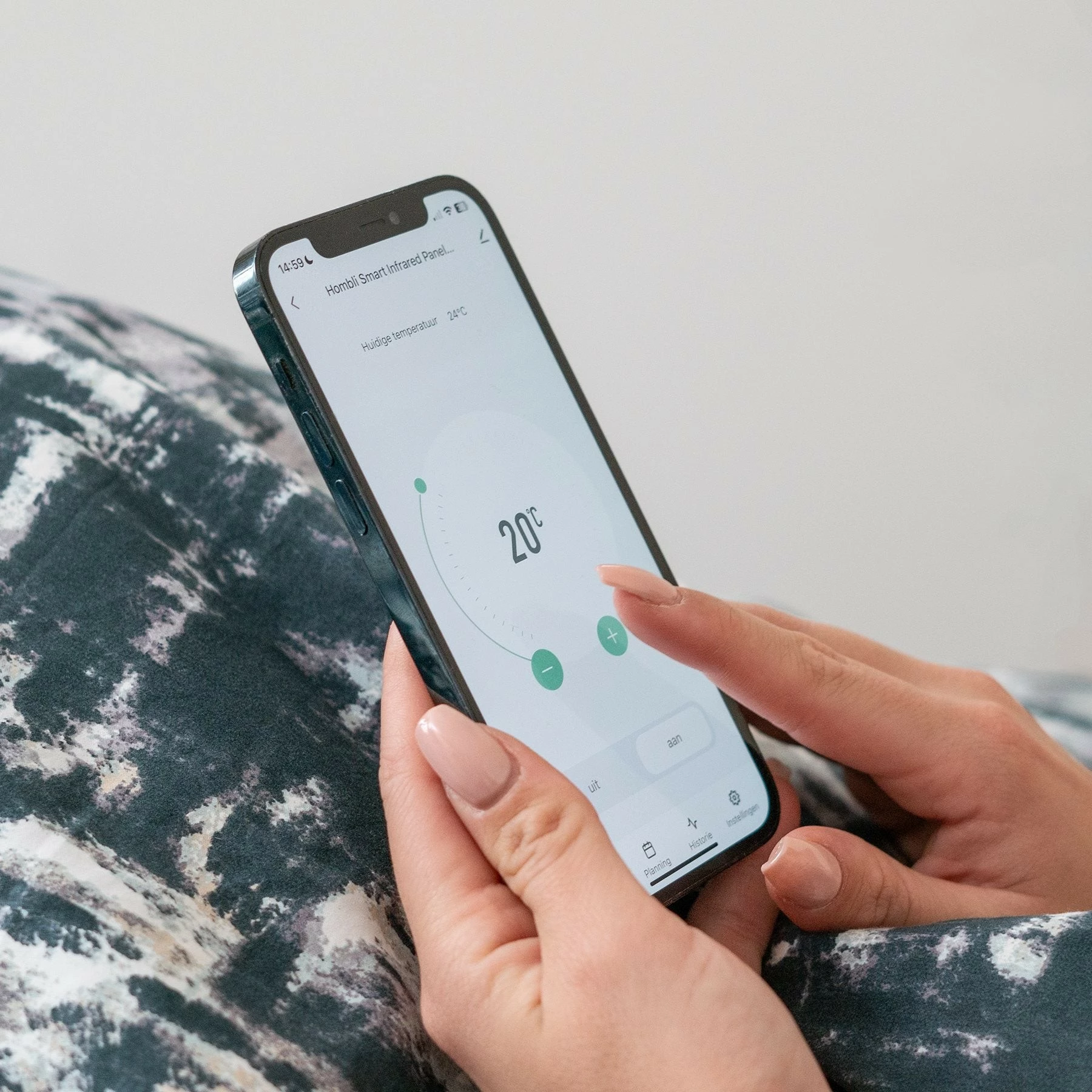 Panel ngrohës Hombli smart 600W, xham, bardhë