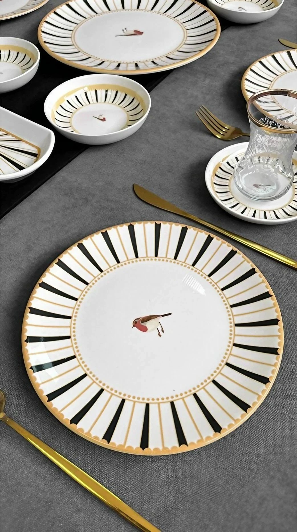 Set mëngjesi 21 pjesësh, Hermia Concept, Love 21KH