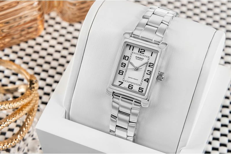 Orë dore për femra Casio LTP-1234PD-7BEG, argjend