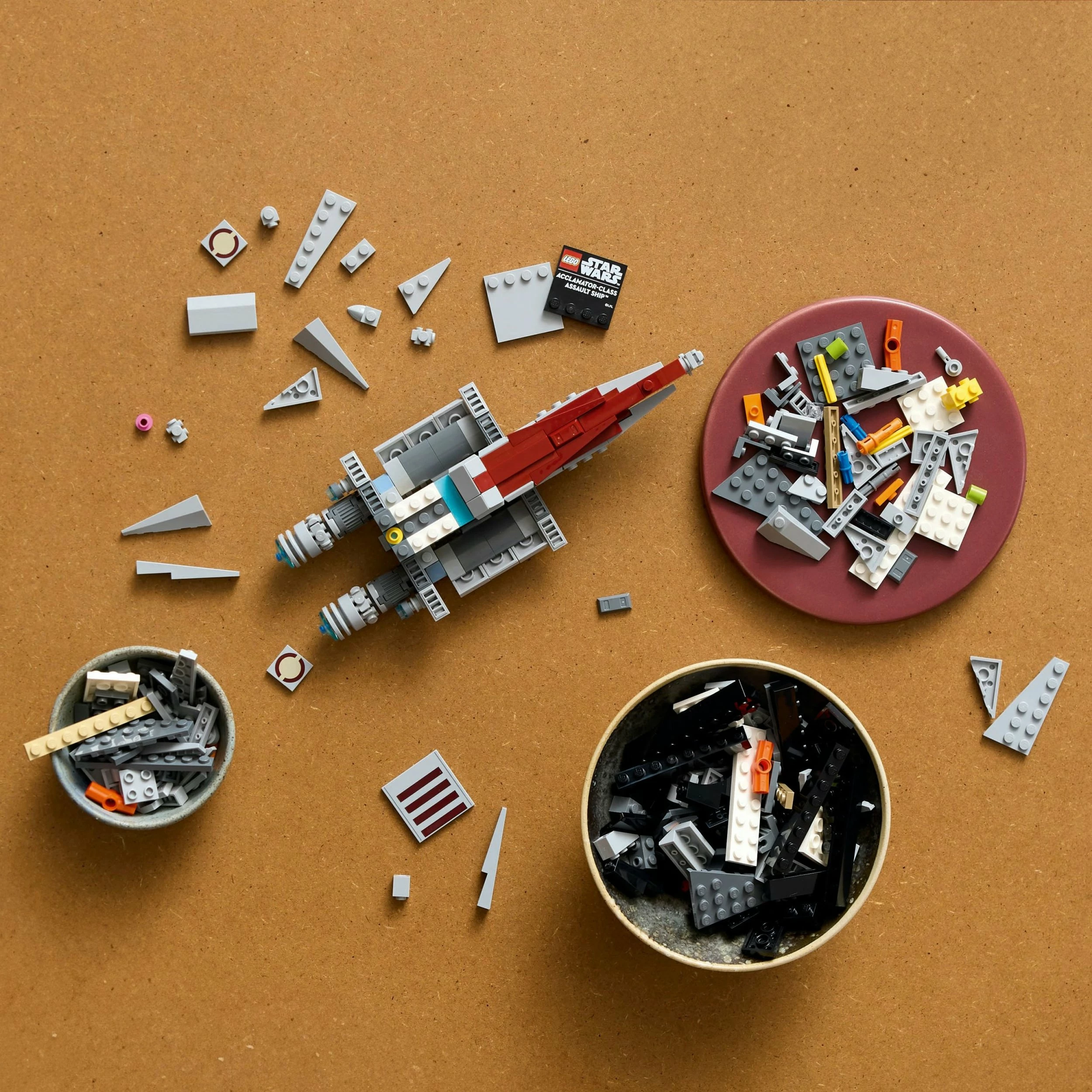 Set LEGO Star Wars Acclamator-class Assault Cruiser 75404, 450 copë