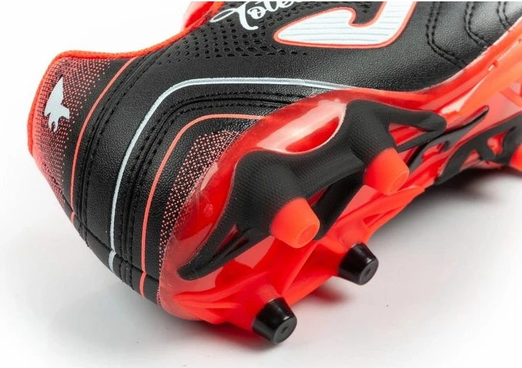 Atlete futbolli për fëmijë Joma Toledo Jr 2601, të zeza, nr. 38 [Madhësia: 37]