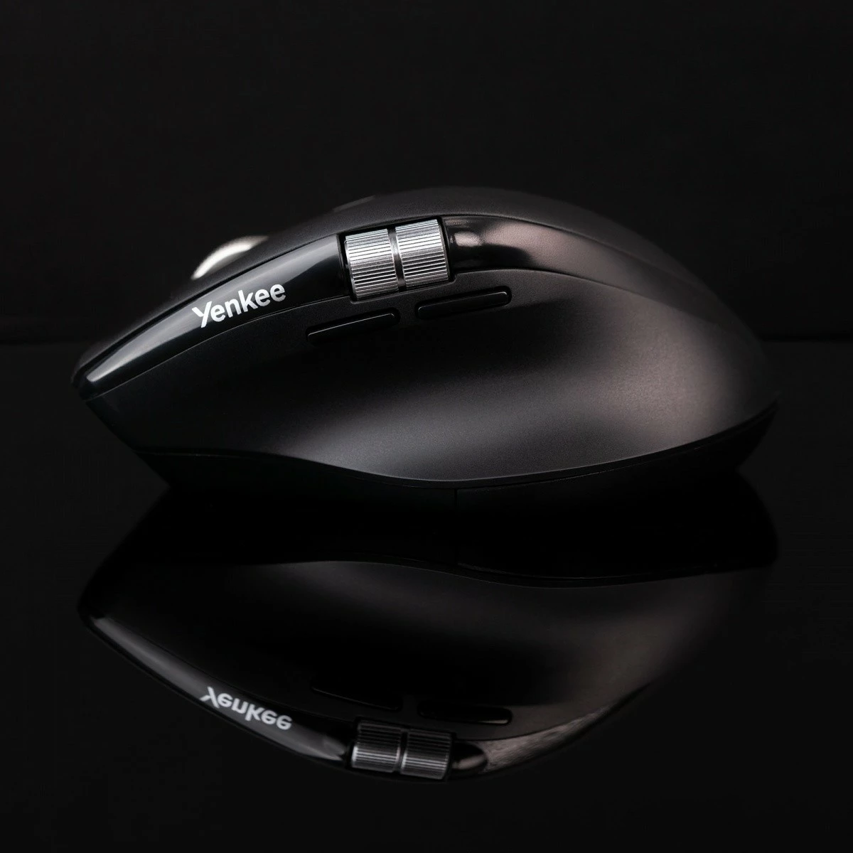 Maus wireless YENKEE SPIN YMS 2095B, 1000–4800 DPI, 7 butona, bateri e rikarikueshme Li-Ion, 2x Bluetooth + 2.4GHz USB, i zi, me kabllo karikimi USB-C